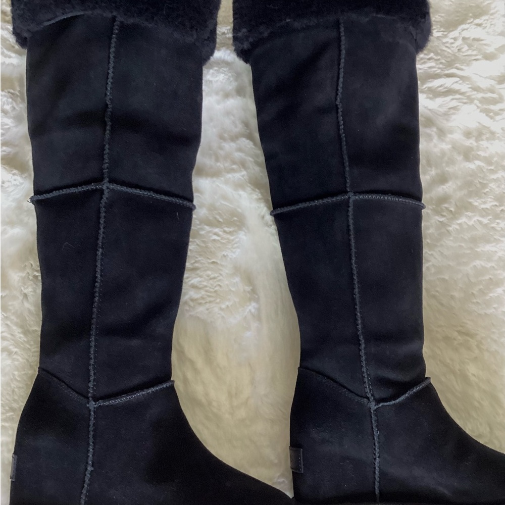 NEW UGG Classic